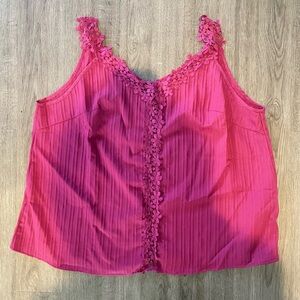 New with tags Women’s Lace Top